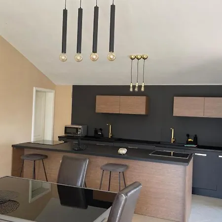 Romani By Guide Βίλα